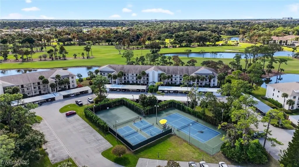 420 Fox Haven Drive Naples FL 34104