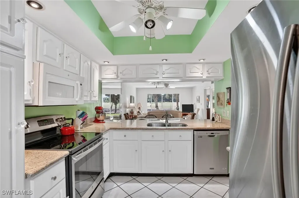 420 Fox Haven Drive Naples FL 34104