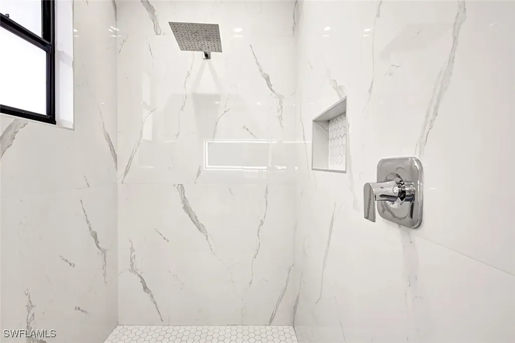 1020 NW 33rd Place Cape Coral FL 33993