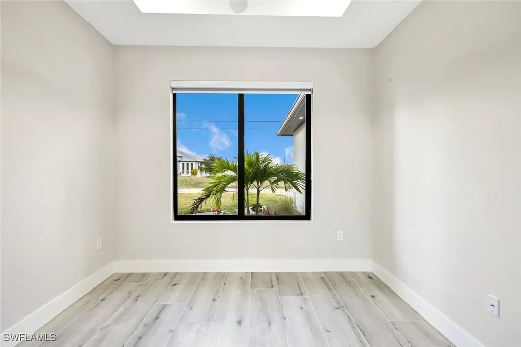 1020 NW 33rd Place Cape Coral FL 33993