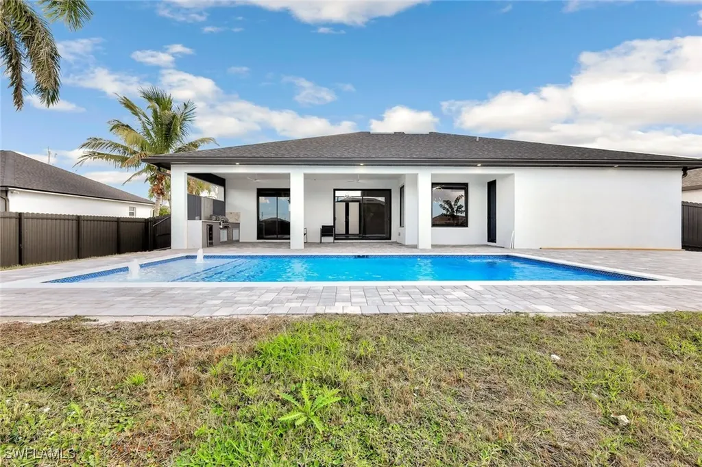 1020 NW 33rd Place Cape Coral FL 33993