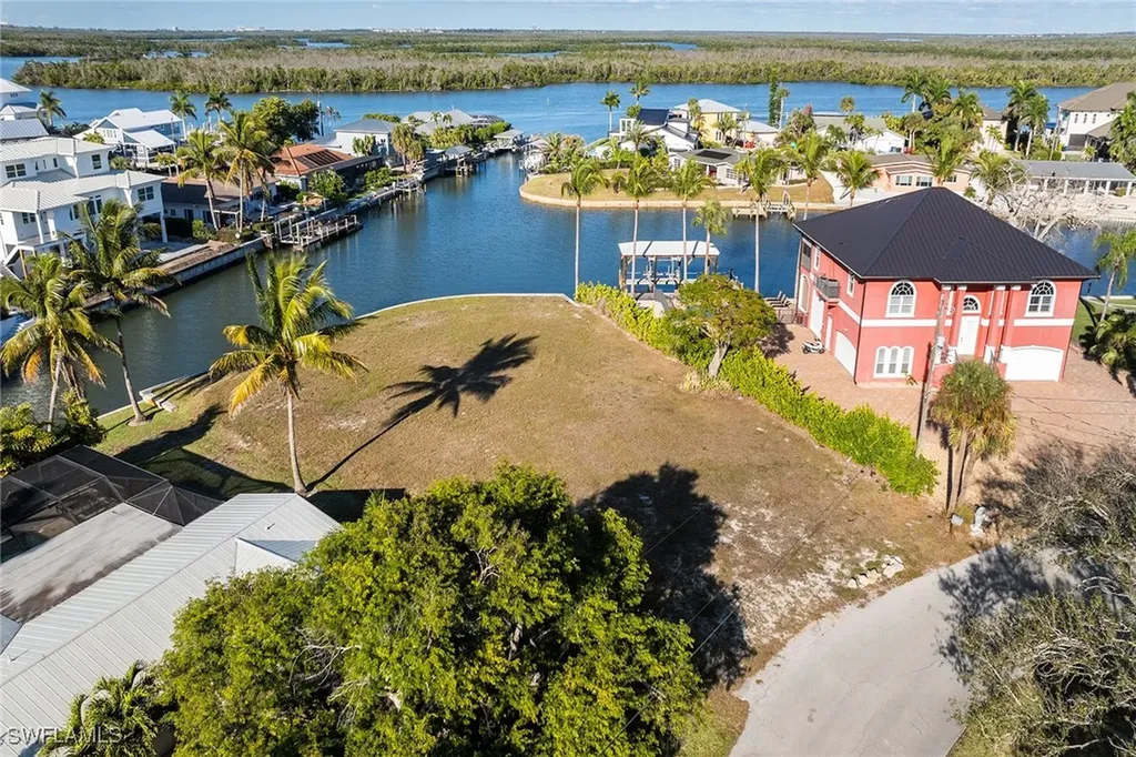 271 Randy Lane Fort Myers Beach FL 33931