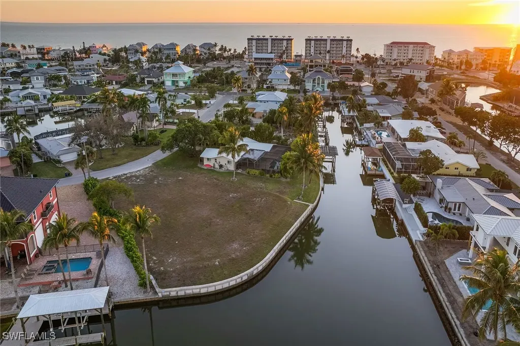 271 Randy Lane Fort Myers Beach FL 33931