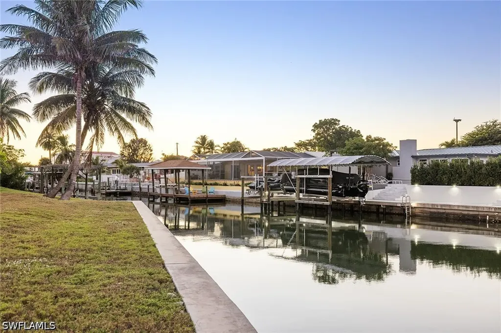 271 Randy Lane Fort Myers Beach FL 33931