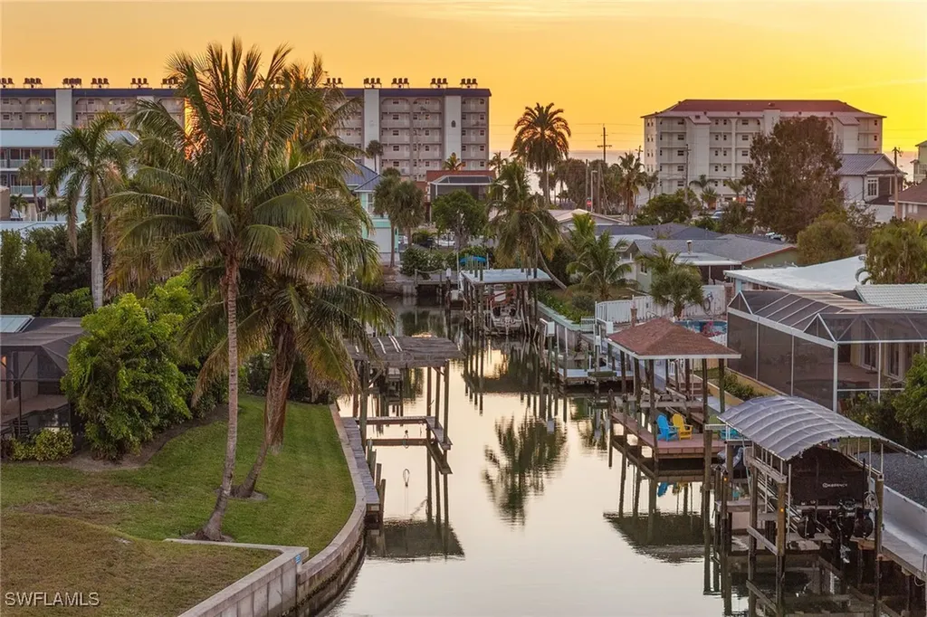 271 Randy Lane Fort Myers Beach FL 33931