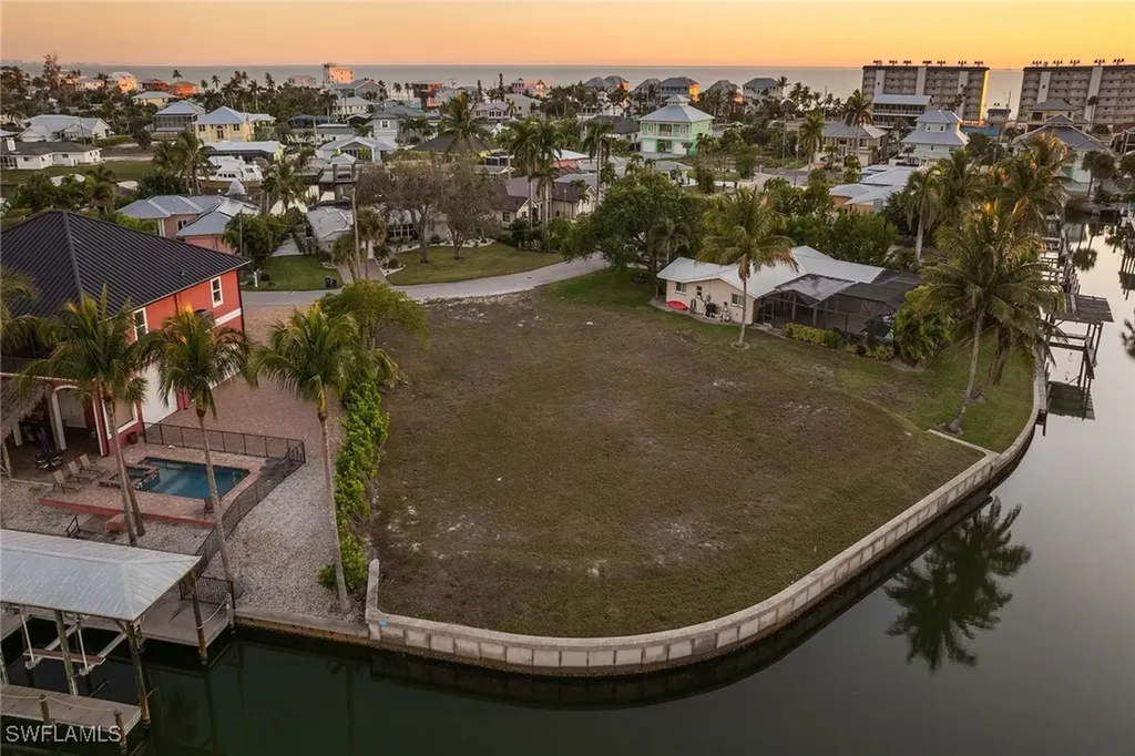 271 Randy Lane Fort Myers Beach FL 33931