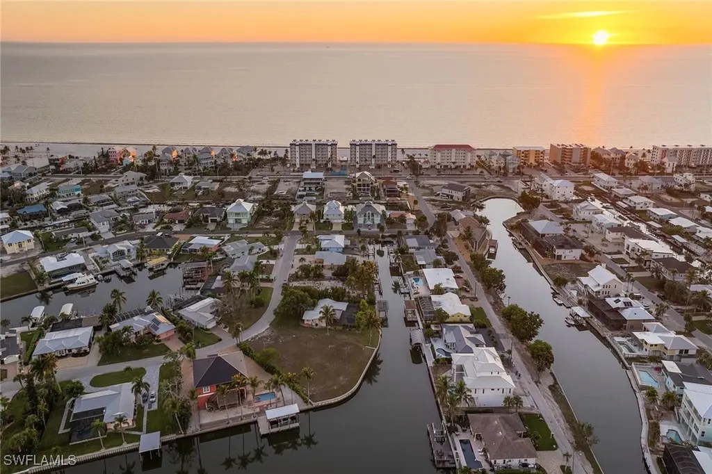 271 Randy Lane Fort Myers Beach FL 33931