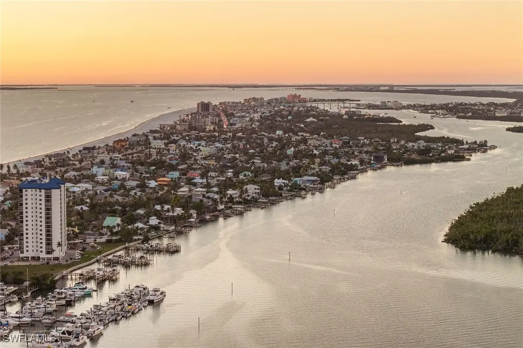 271 Randy Lane Fort Myers Beach FL 33931
