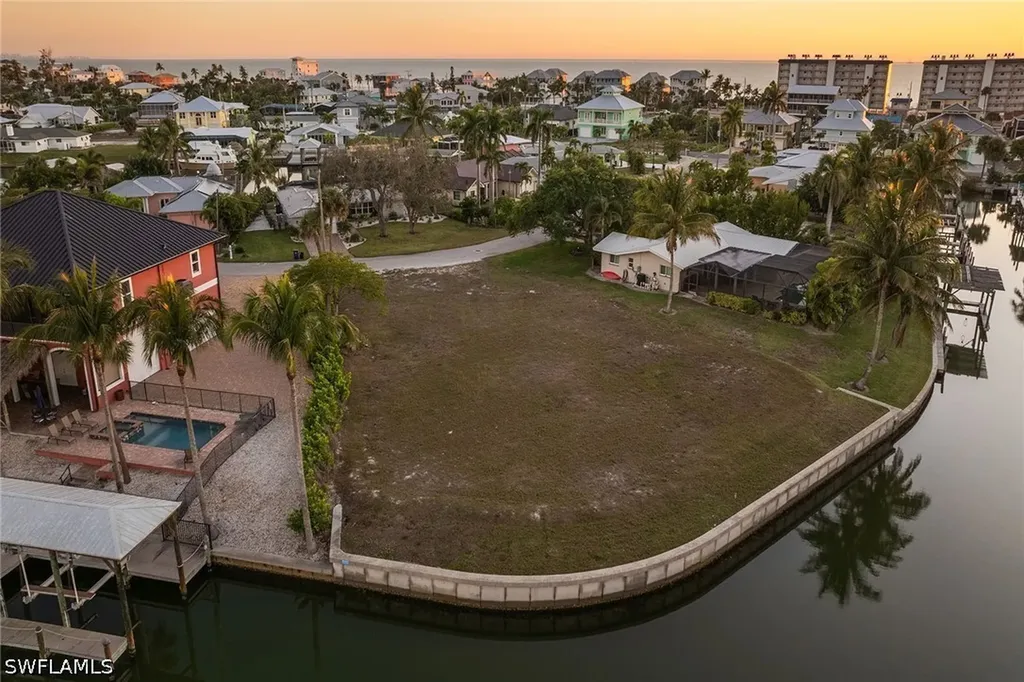 271 Randy Lane Fort Myers Beach FL 33931