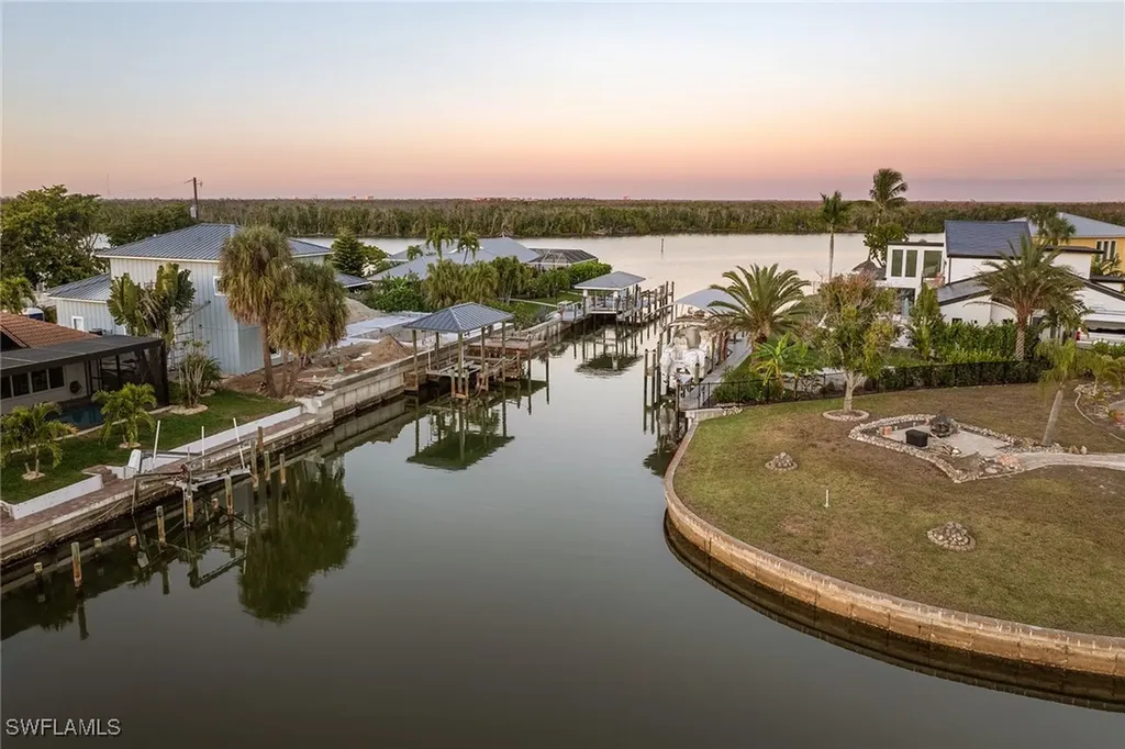 271 Randy Lane Fort Myers Beach FL 33931