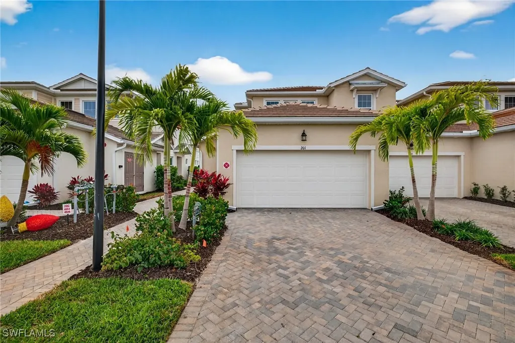 4646 Arboretum Circle Naples FL 34112
