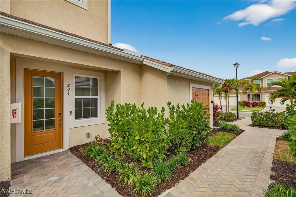4646 Arboretum Circle Naples FL 34112