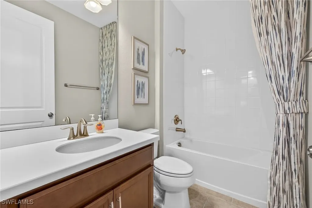 4578 Arboretum Circle Naples FL 34112