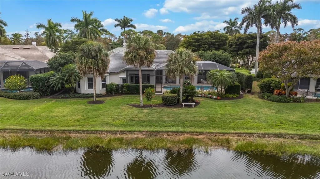 1052 Spanish Moss Trail Naples FL 34108