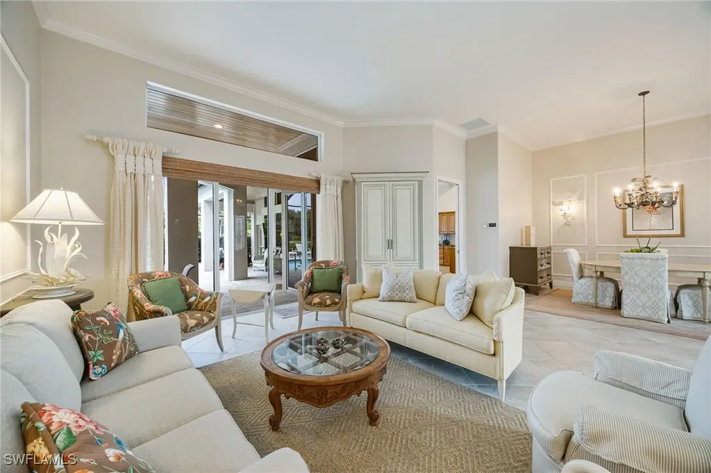 1052 Spanish Moss Trail Naples FL 34108