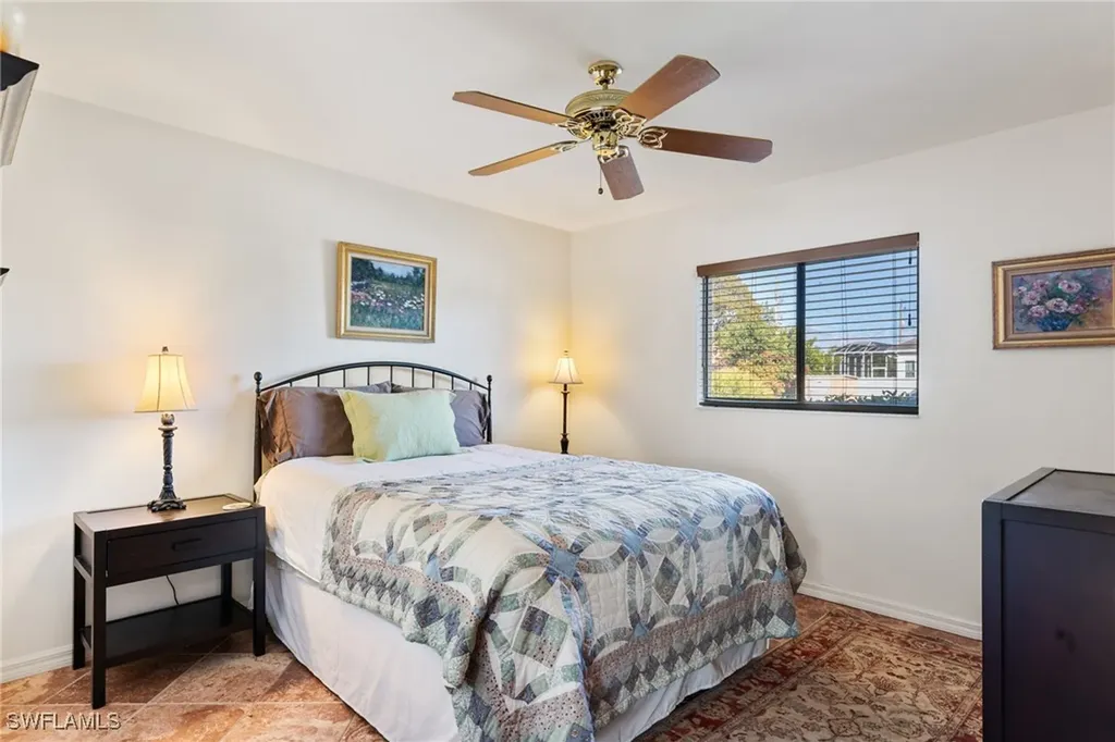 595 103rd Avenue N Naples FL 34108