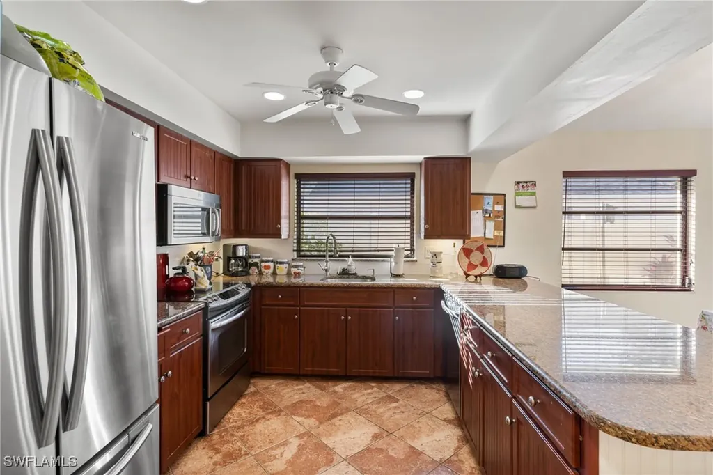 595 103rd Avenue N Naples FL 34108