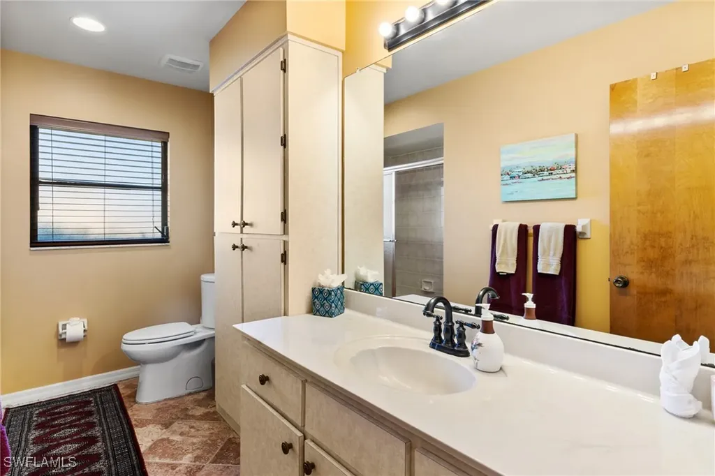 595 103rd Avenue N Naples FL 34108