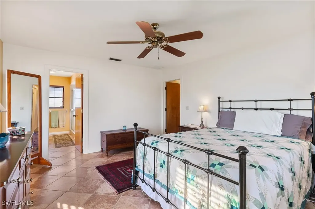 595 103rd Avenue N Naples FL 34108