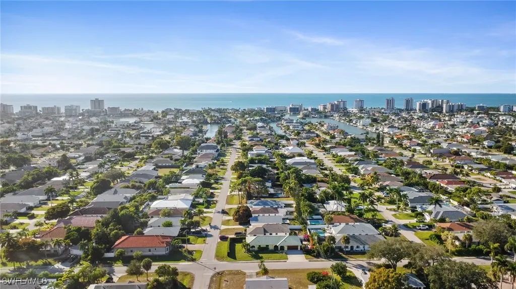 595 103rd Avenue N Naples FL 34108
