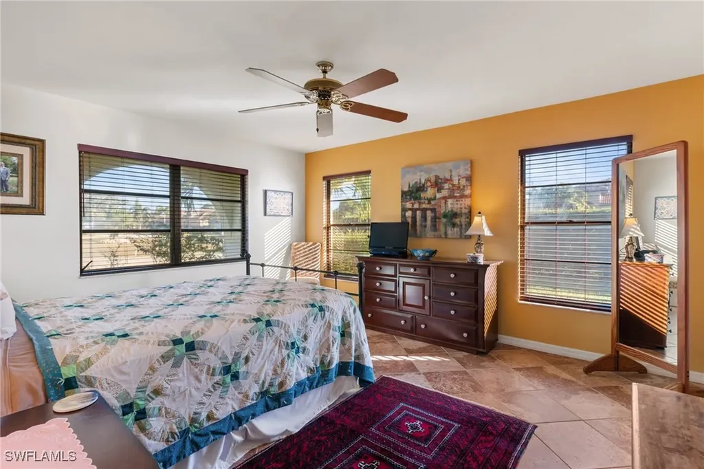 595 103rd Avenue N Naples FL 34108