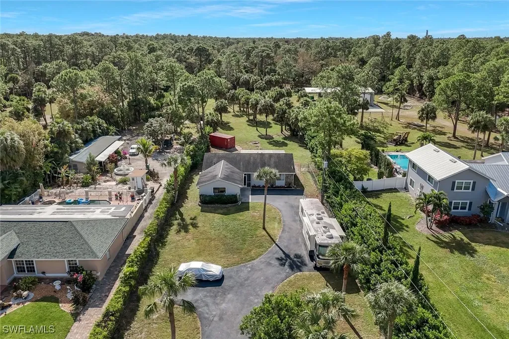 3870 White Boulevard Naples FL 34117