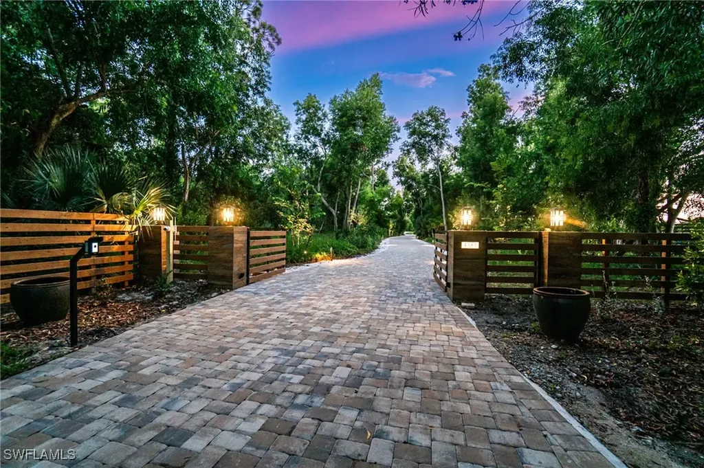 4381 Broadway Avenue W Estero FL 33928