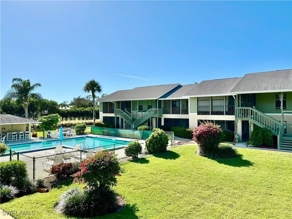 5501 Rattlesnake Hamm Road Naples FL 34113