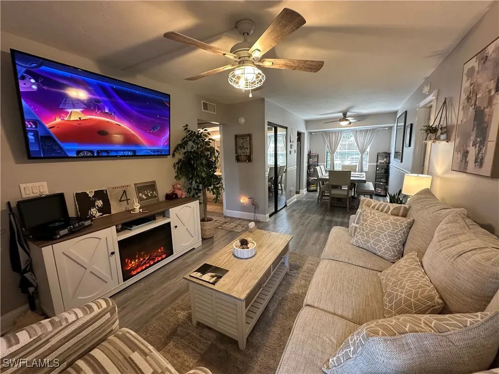 5501 Rattlesnake Hamm Road Naples FL 34113