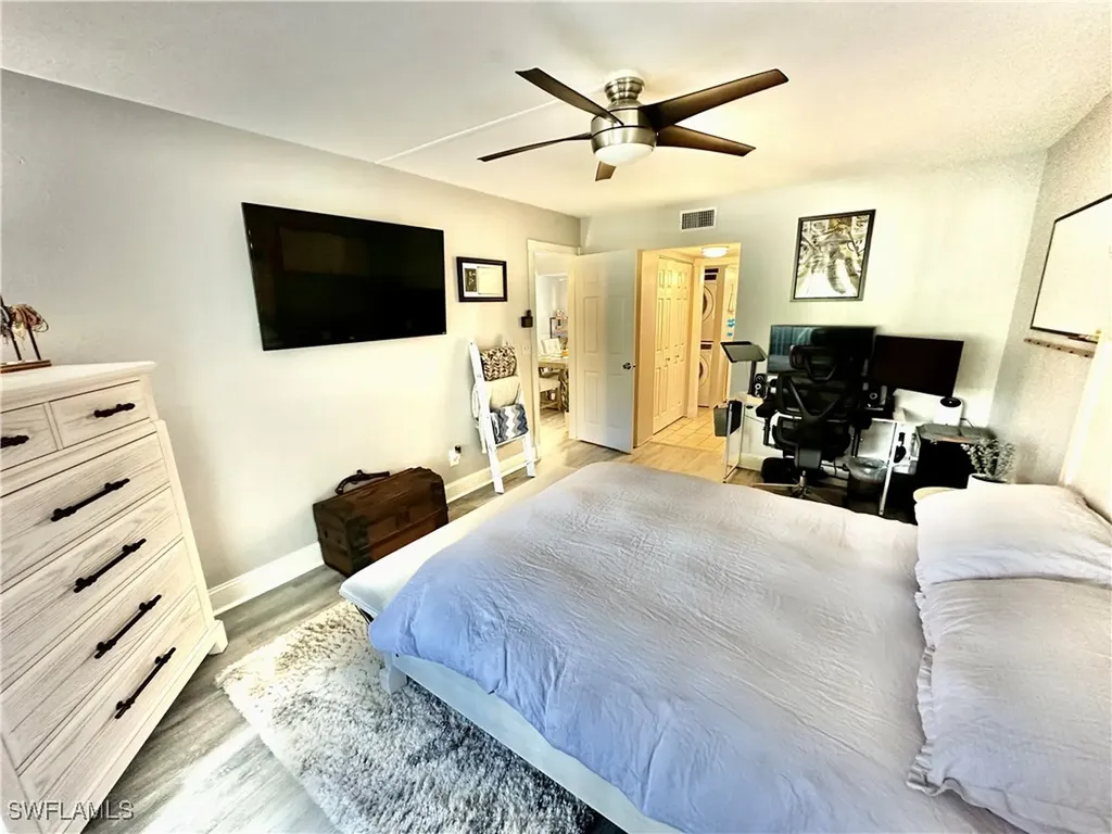 5501 Rattlesnake Hamm Road Naples FL 34113