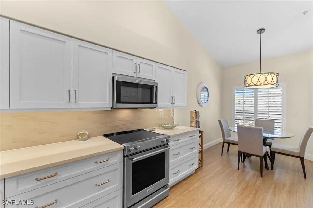 2215 Chesterbrook Court Naples FL 34109