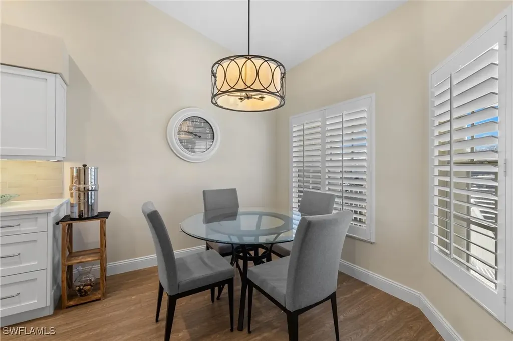 2215 Chesterbrook Court Naples FL 34109