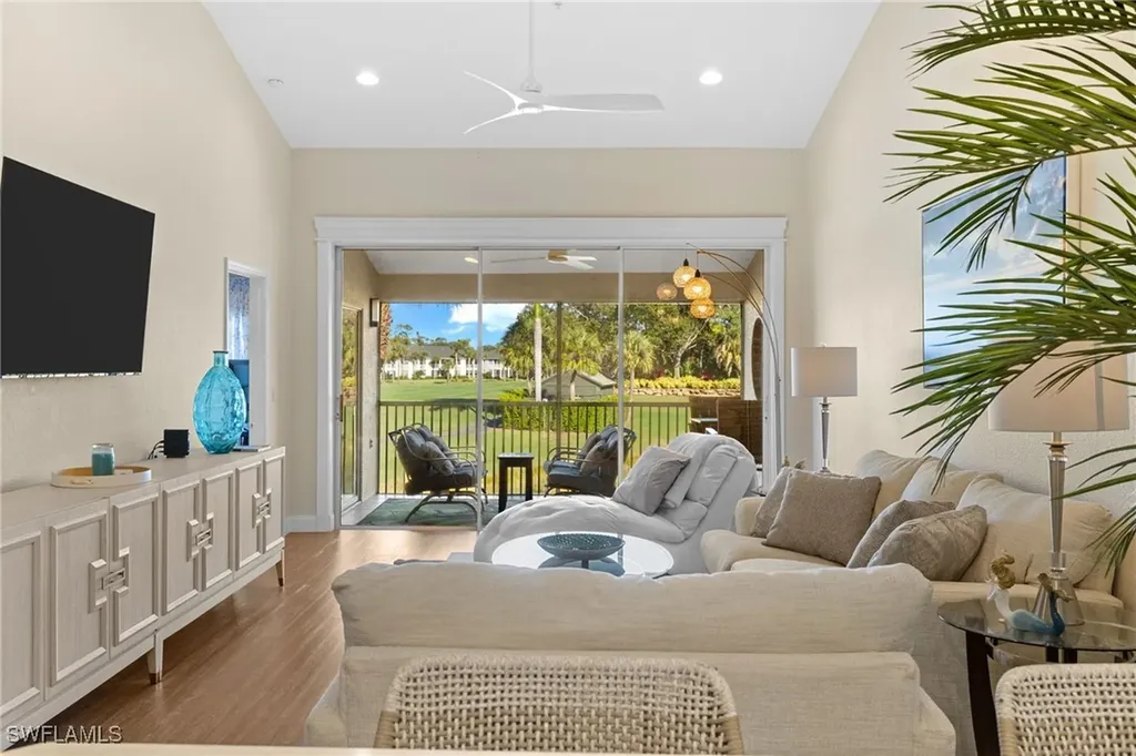 2215 Chesterbrook Court Naples FL 34109