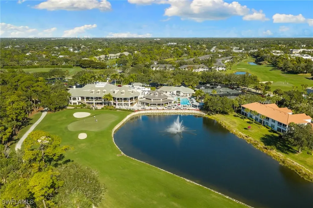 2215 Chesterbrook Court Naples FL 34109