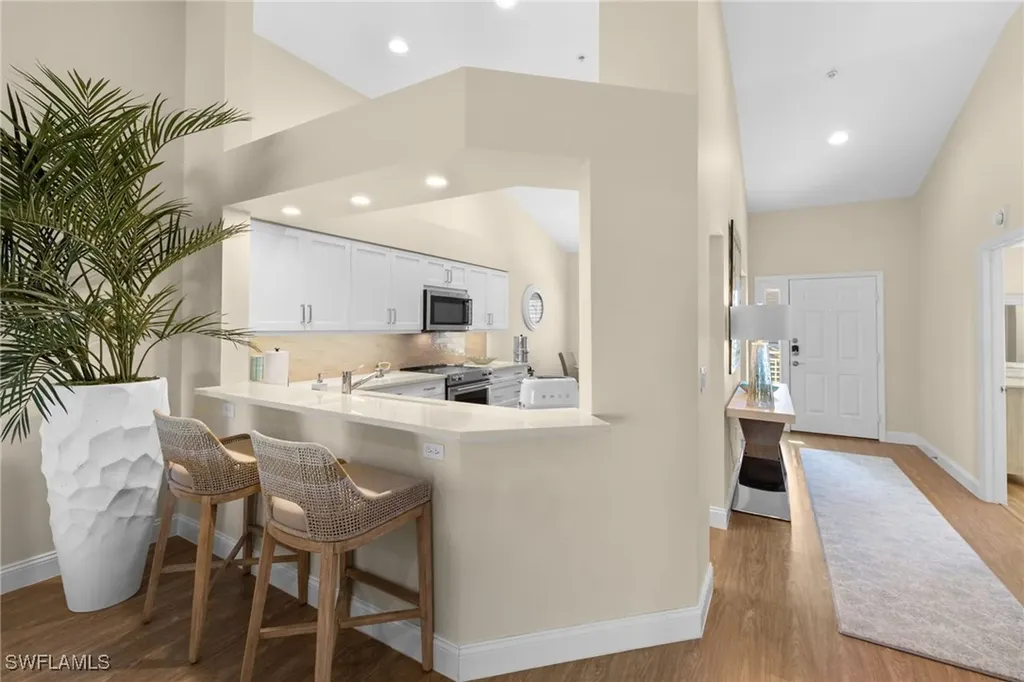 2215 Chesterbrook Court Naples FL 34109