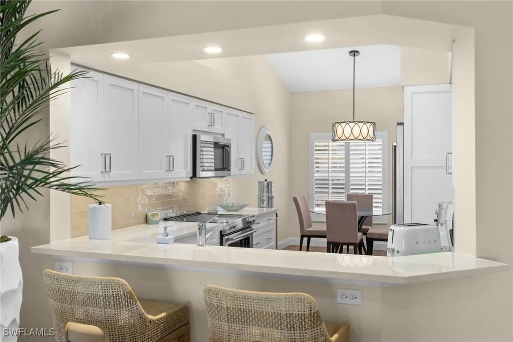 2215 Chesterbrook Court Naples FL 34109