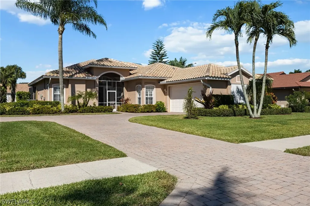 3733 Royal Wood Boulevard Naples FL 34112