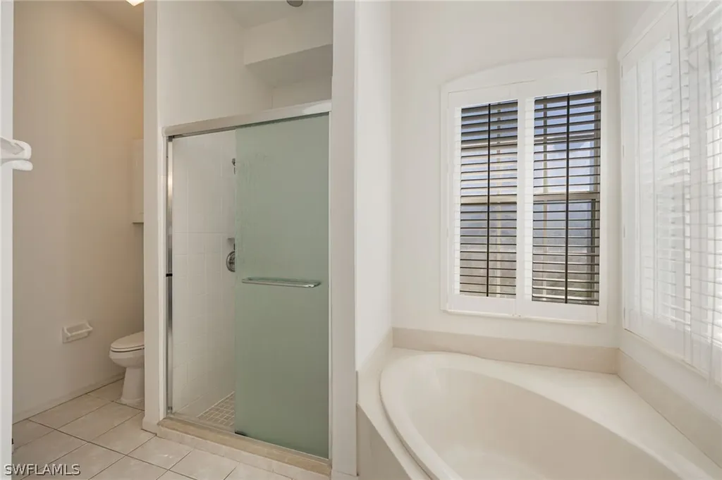 3733 Royal Wood Boulevard Naples FL 34112