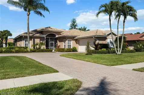 3733 Royal Wood Boulevard Naples FL 34112