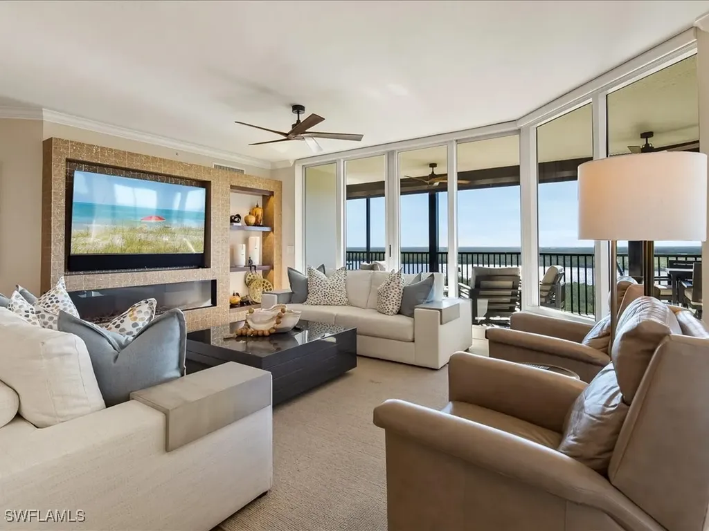 1050 Borghese Lane Naples FL 34114