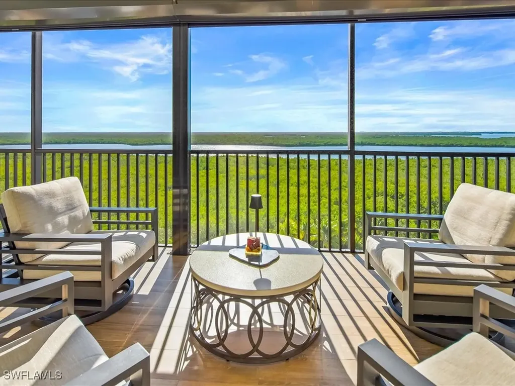 1050 Borghese Lane Naples FL 34114