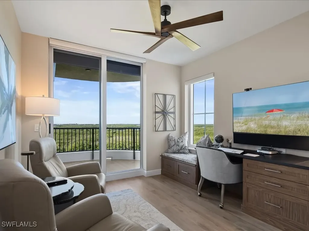 1050 Borghese Lane Naples FL 34114