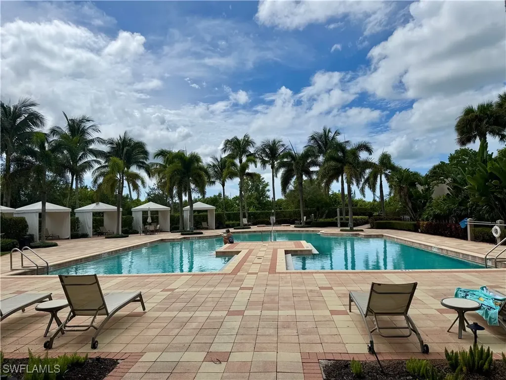 1050 Borghese Lane Naples FL 34114