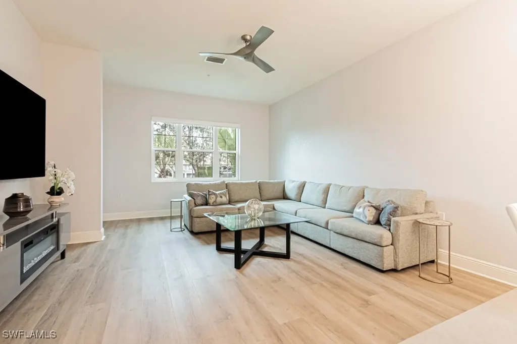 9219 Corfu Court Naples FL 34114