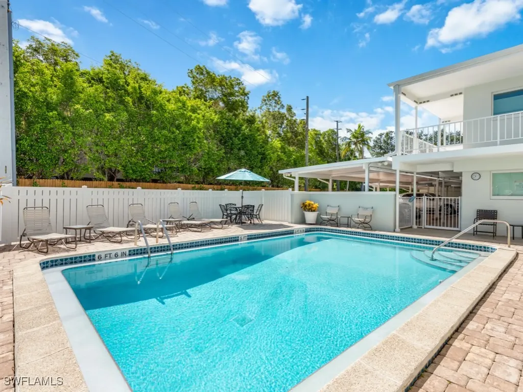 3930 Belair Lane Naples FL 34103