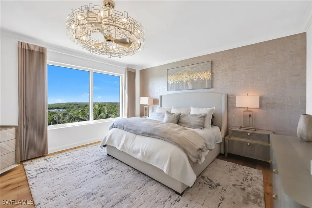 13675 Vanderbilt Drive Naples FL 34110