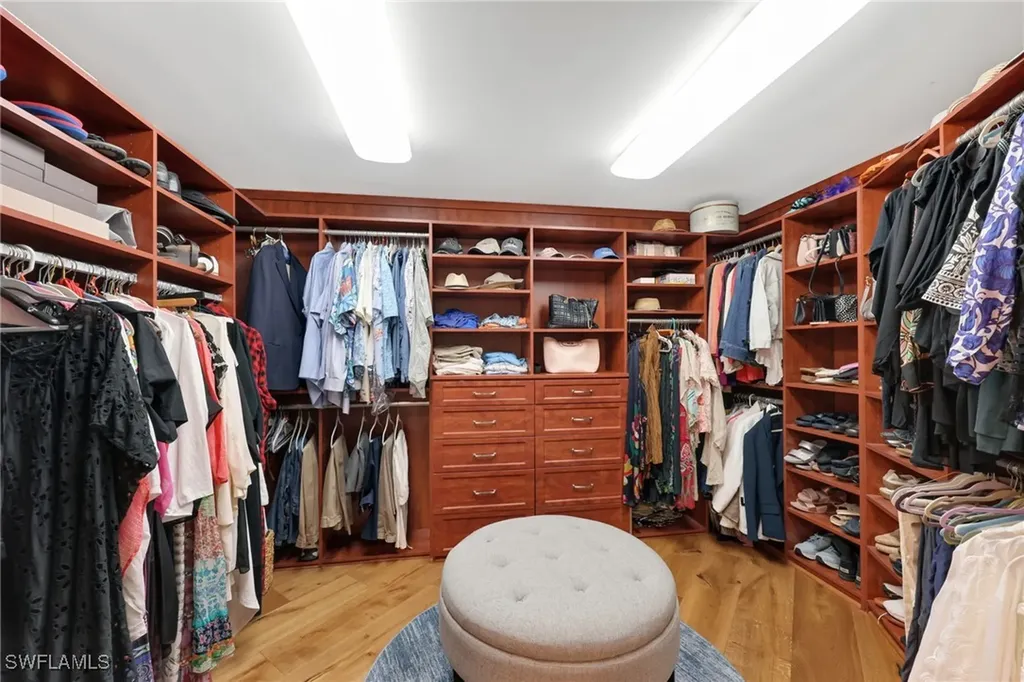 13675 Vanderbilt Drive Naples FL 34110