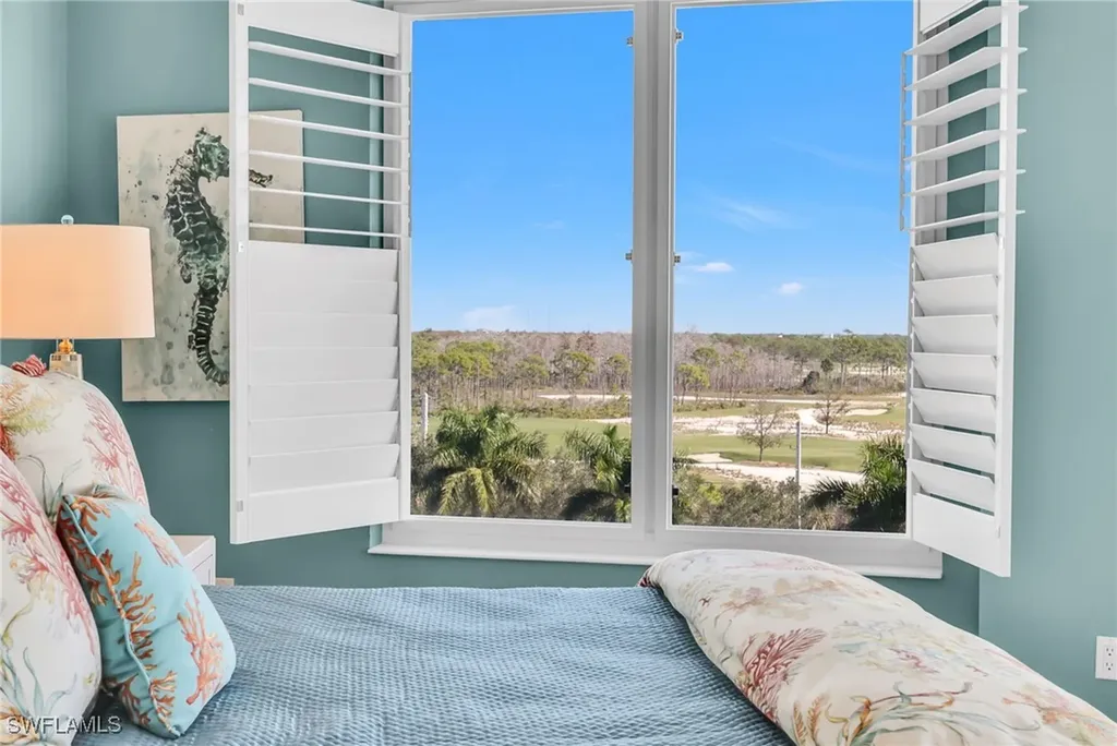 13675 Vanderbilt Drive Naples FL 34110