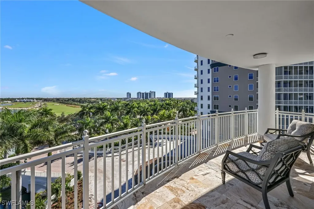 13675 Vanderbilt Drive Naples FL 34110