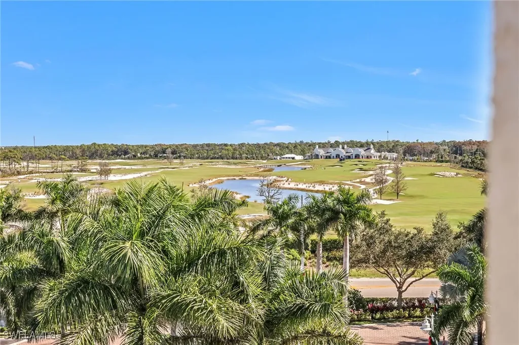 13675 Vanderbilt Drive Naples FL 34110